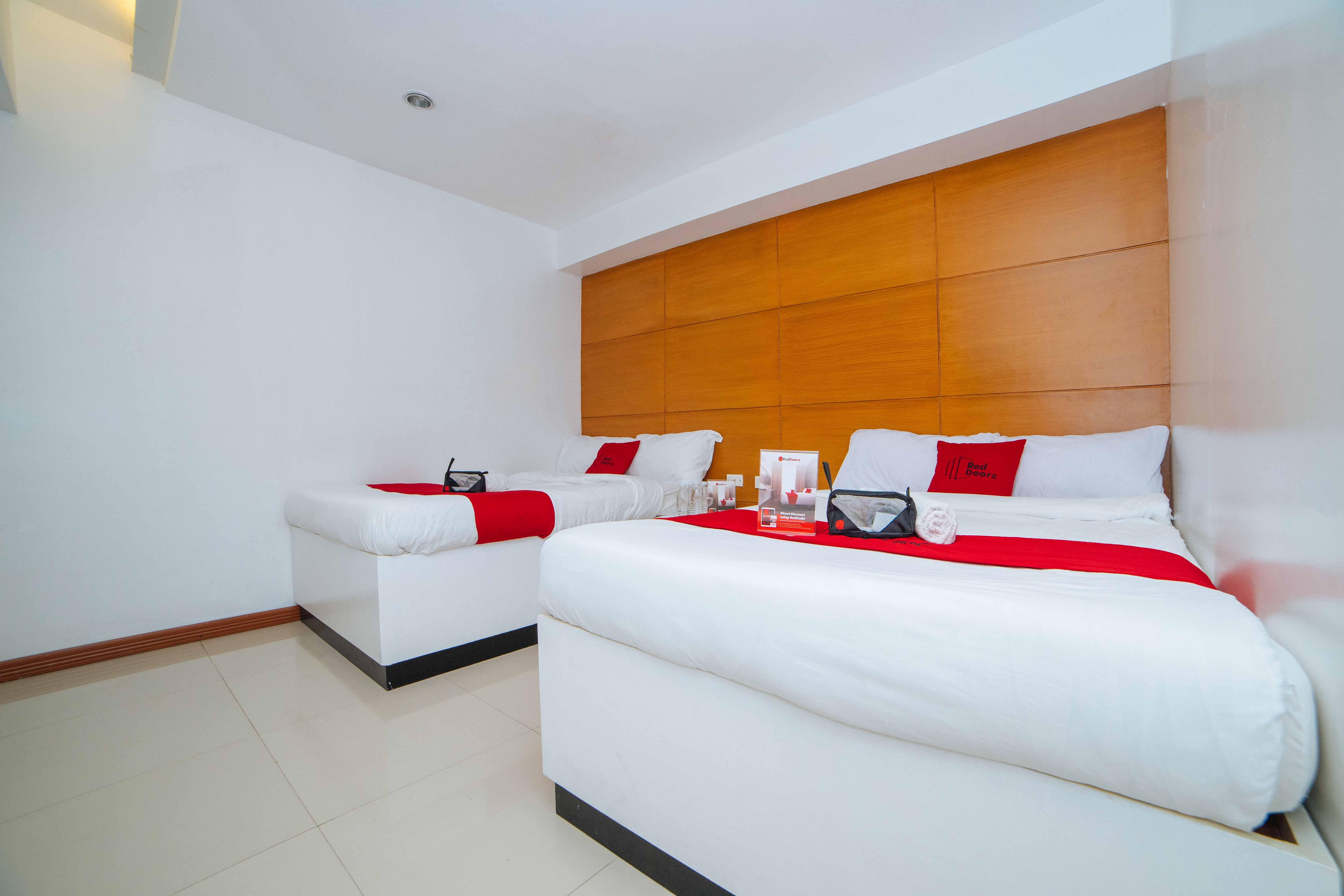 Reddoorz Near Bambang Station Otel Manila Dış mekan fotoğraf