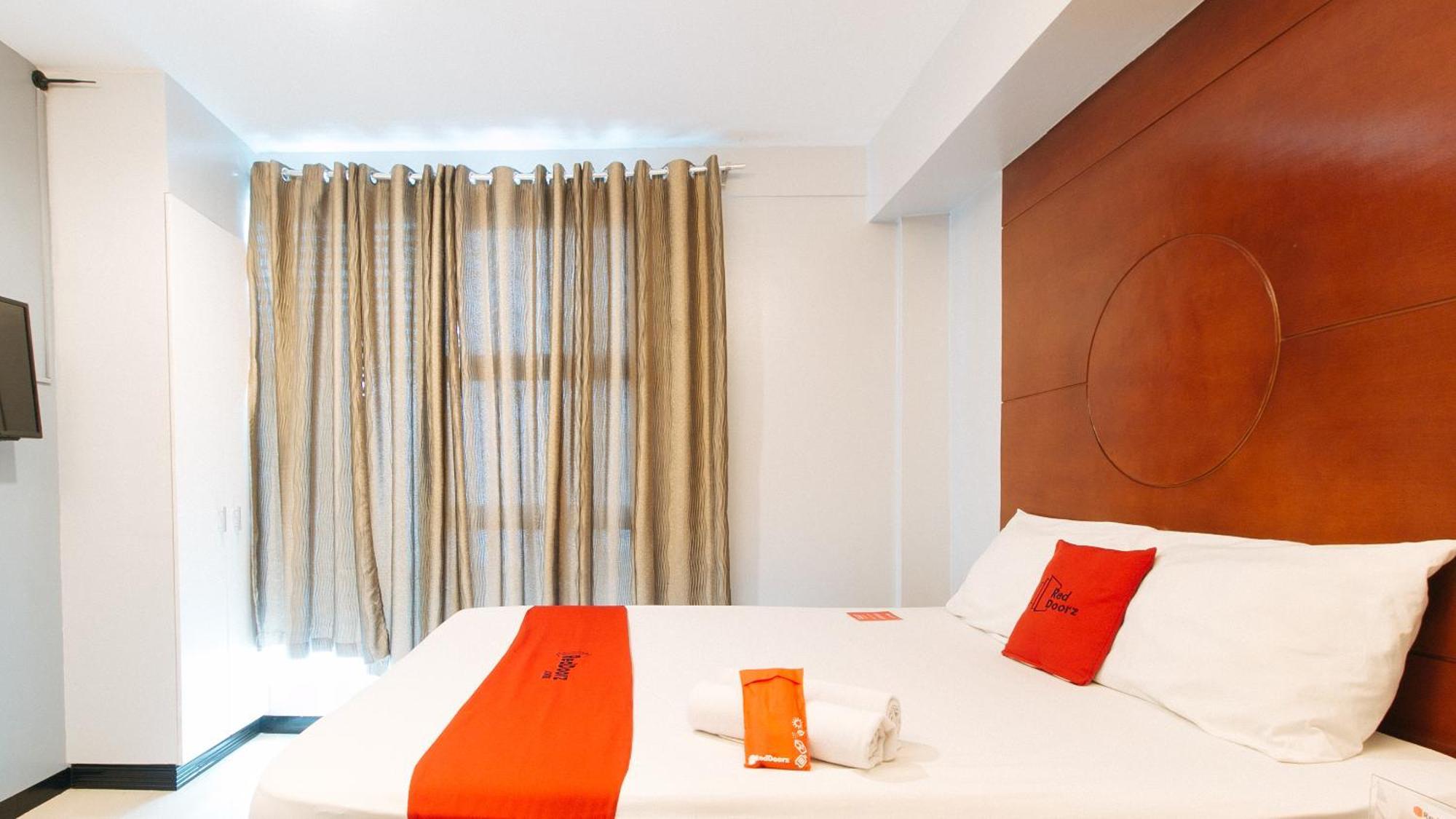 Reddoorz Near Bambang Station Otel Manila Dış mekan fotoğraf