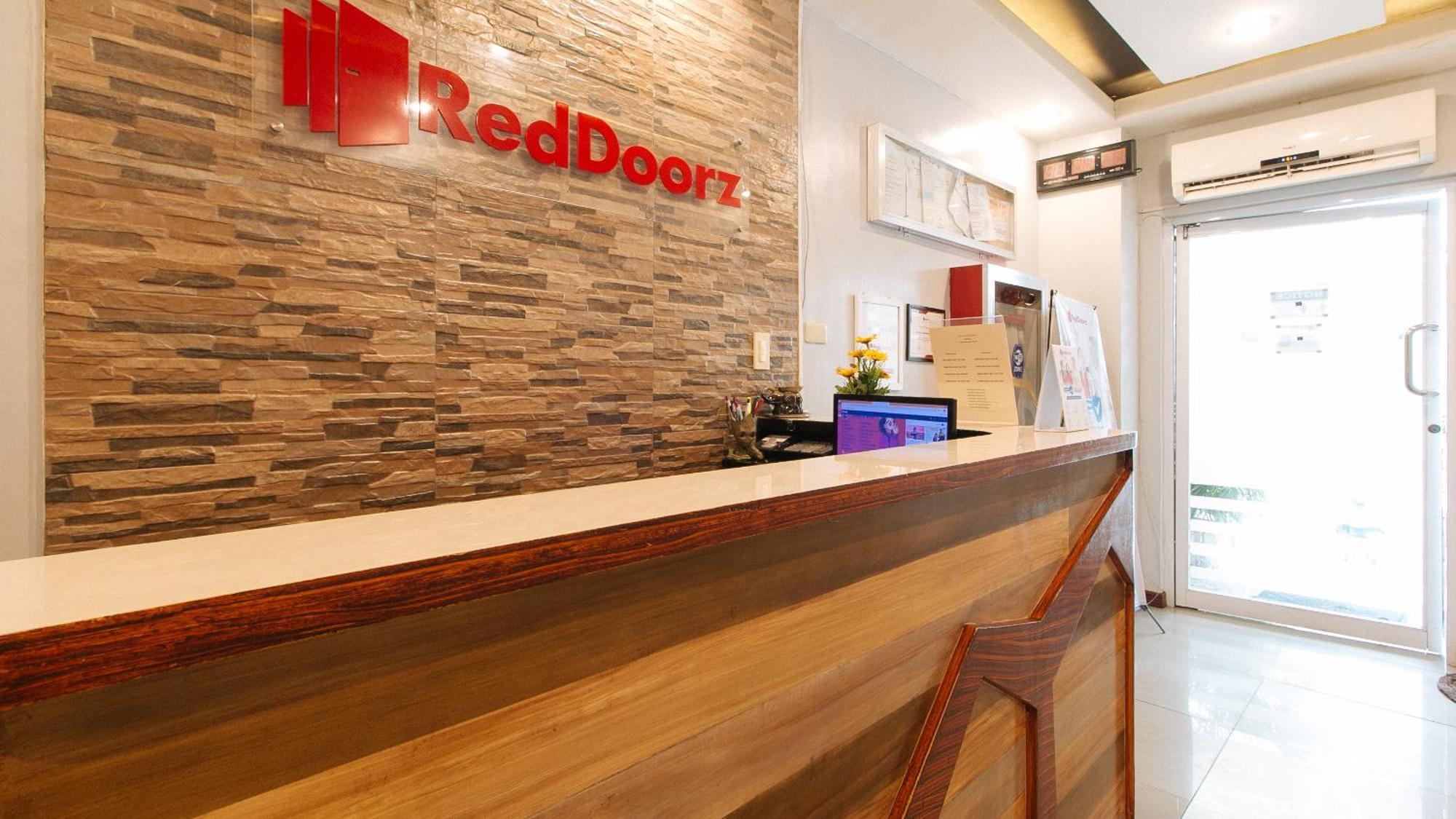 Reddoorz Near Bambang Station Otel Manila Dış mekan fotoğraf