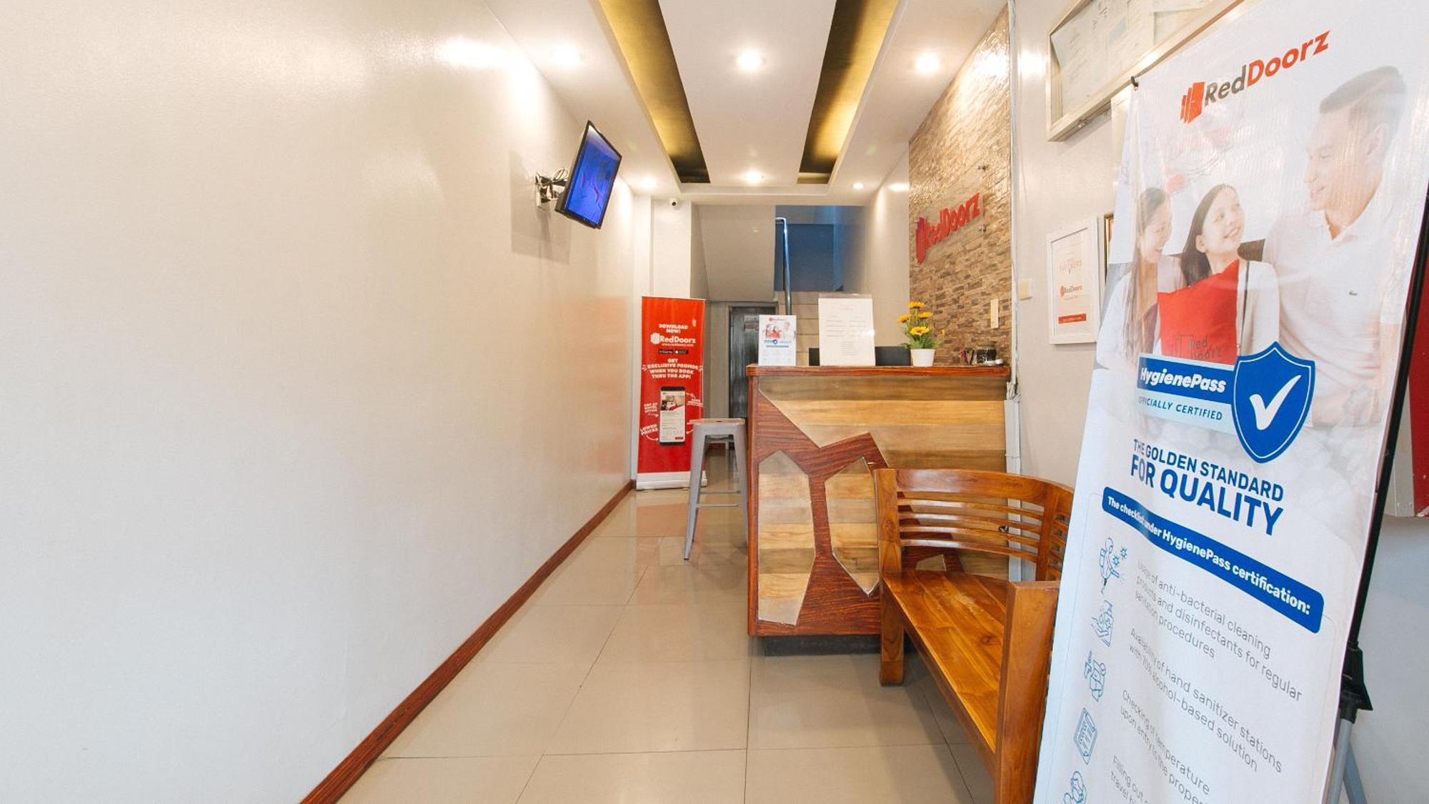 Reddoorz Near Bambang Station Otel Manila Dış mekan fotoğraf